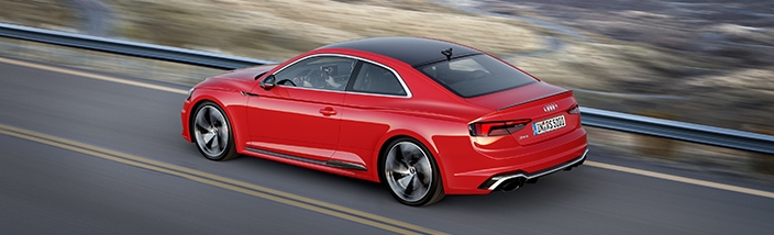 Nuevo Audi RS 5 Coupé. Primeras imágenes oficiales.